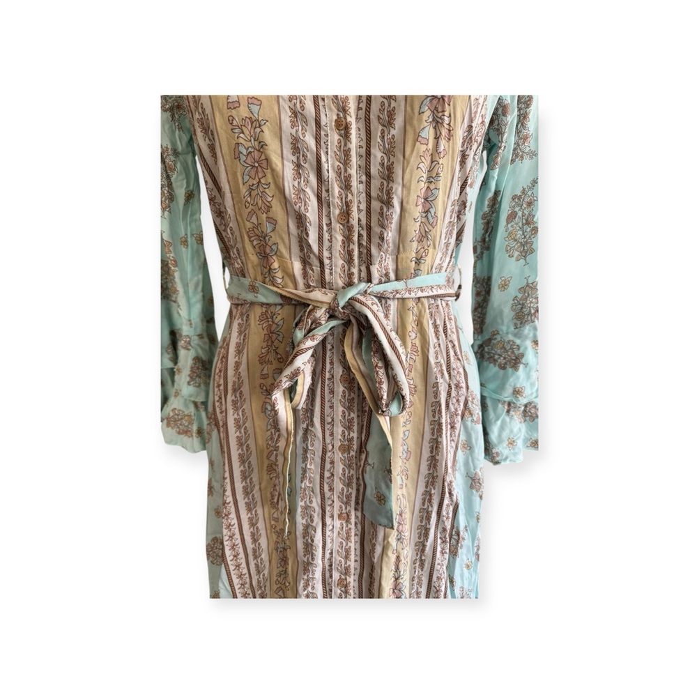 AURA maxi dress blue cream chic floral pastels - Picture 8 of 13